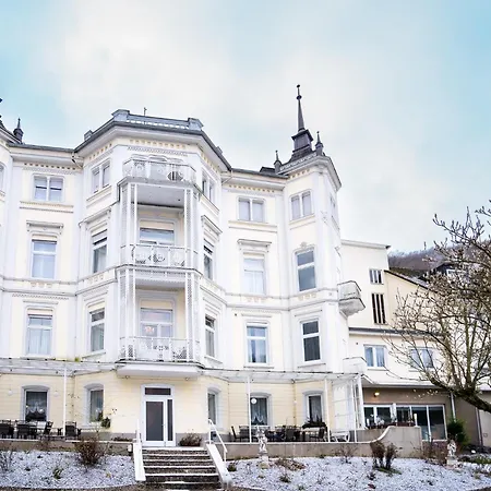 酒店 Trip Parkhotel 3*