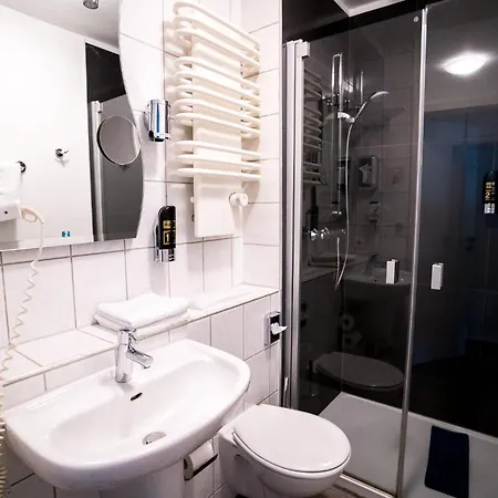 Отель Trip Parkhotel 3*